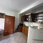 Tony 3* בורש